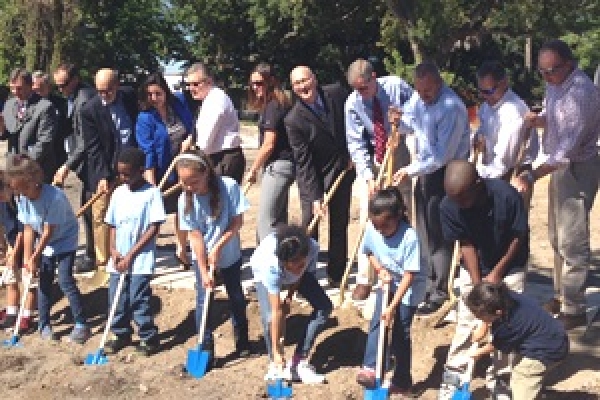 Metropolitan Ministries Breaks Ground for New School